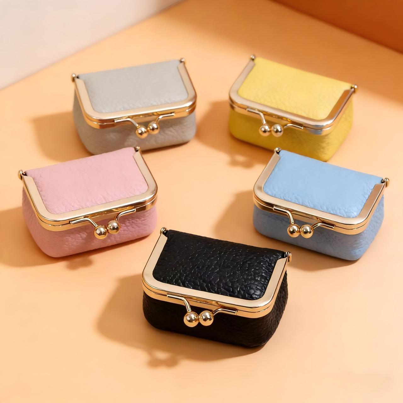 ✨New Arrival✨Genuine Leather Mini Jewelry Box